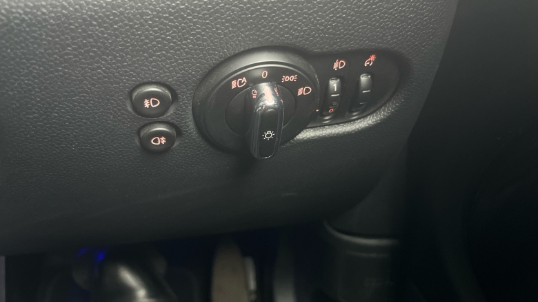 MINI Hatchback 135kW Cooper S Level 2 33kWh 3dr Auto Electric Hatchback